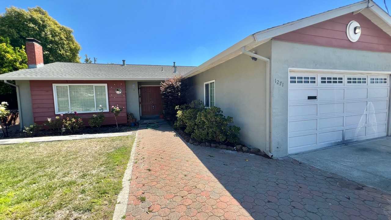 1271 Page Ct - Photo 2 of 35