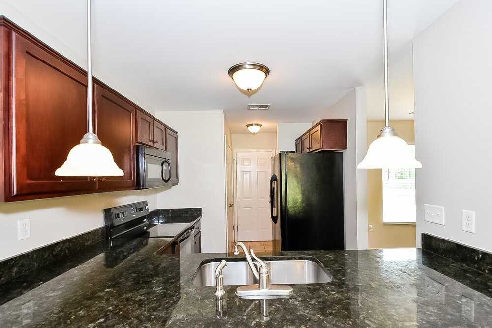4085 Colton Dr - Photo 7 of 16