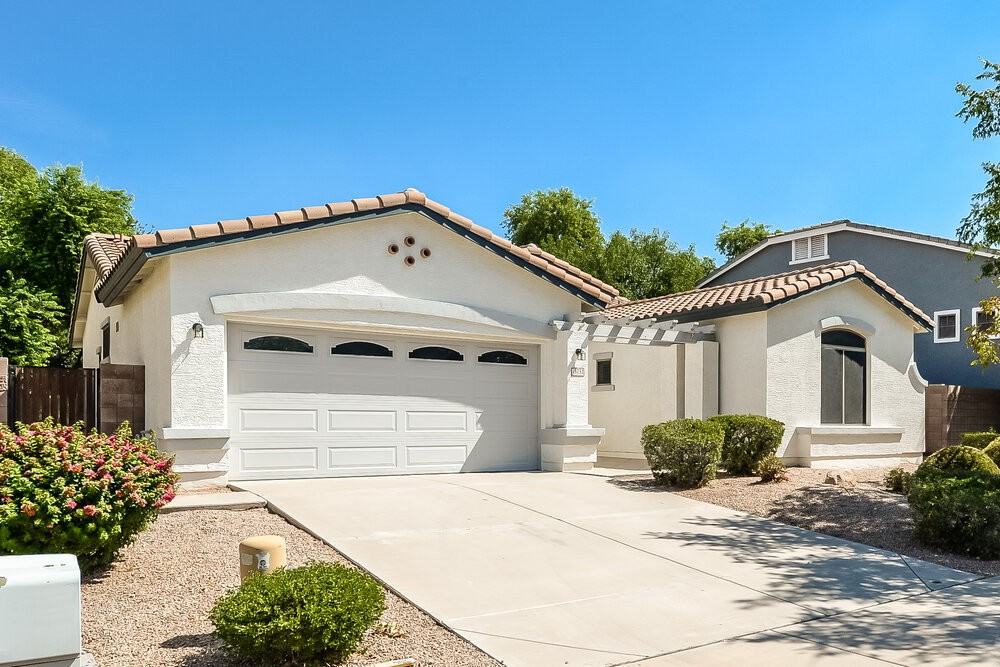 18752 E Superstition Dr - Photo 3 of 16