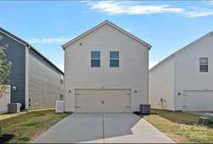 11943 Old Statesville Rd - Photo 1 of 1