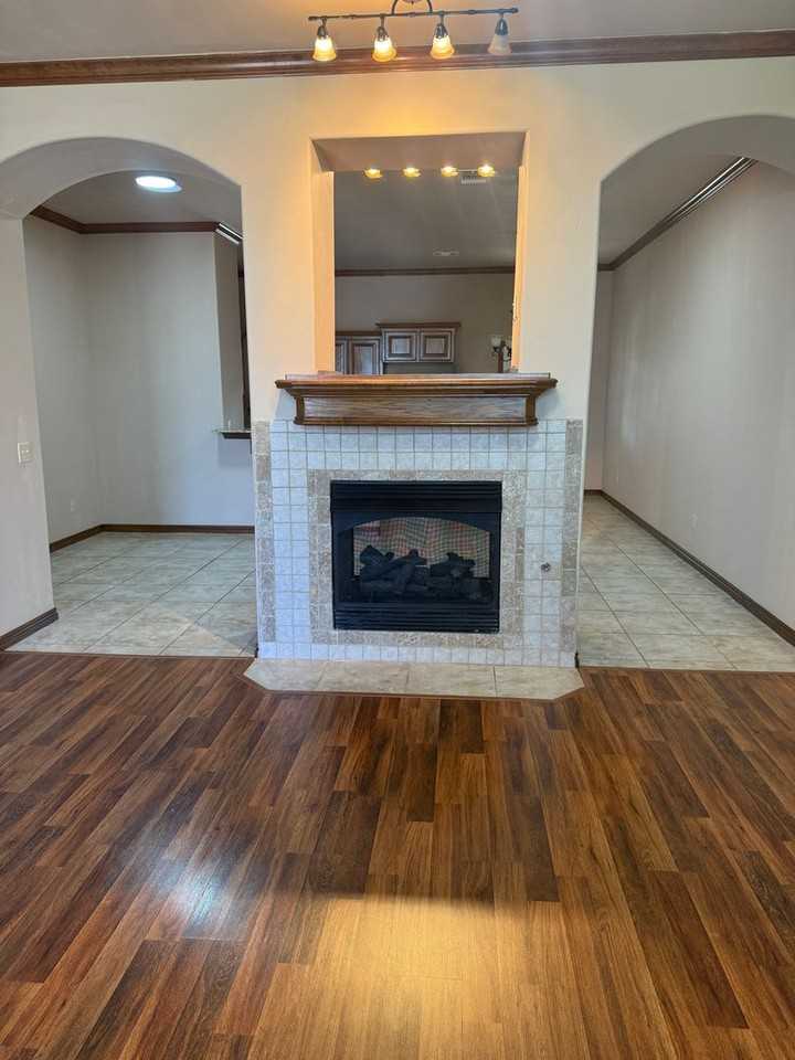 10924 Sw 30th Ter - Photo 5 of 38
