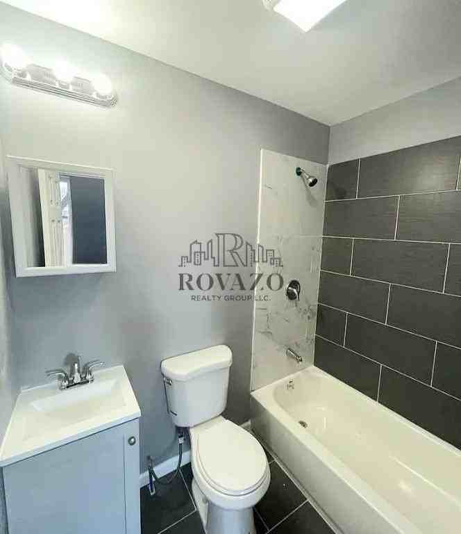 312 Broadway #3 - Photo 3 of 3