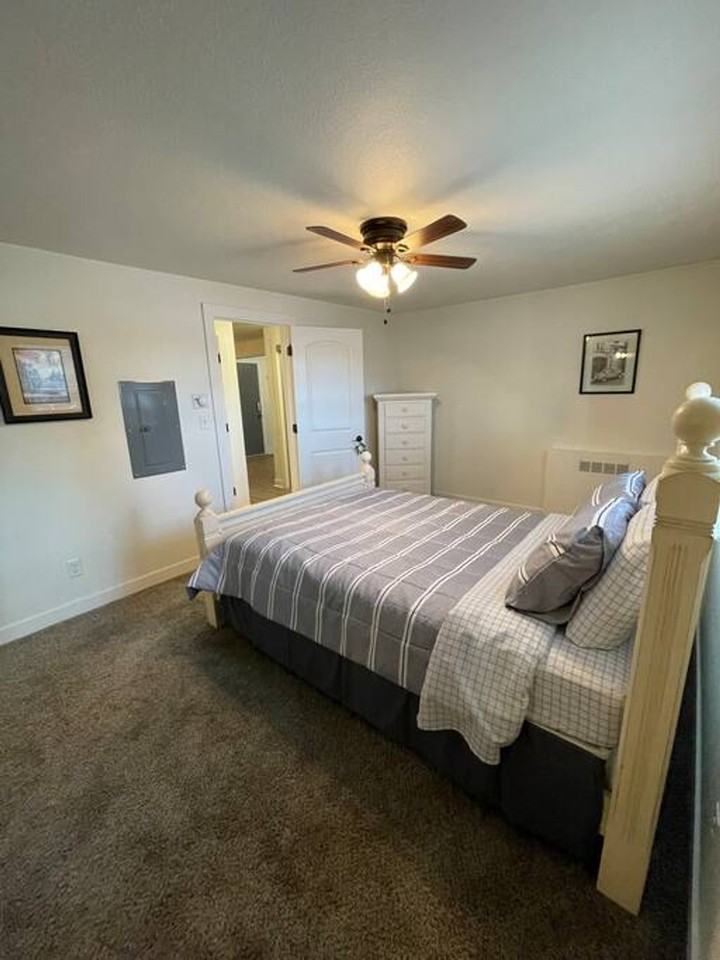 1001 Cedar St #1253093P - Photo 3 of 7