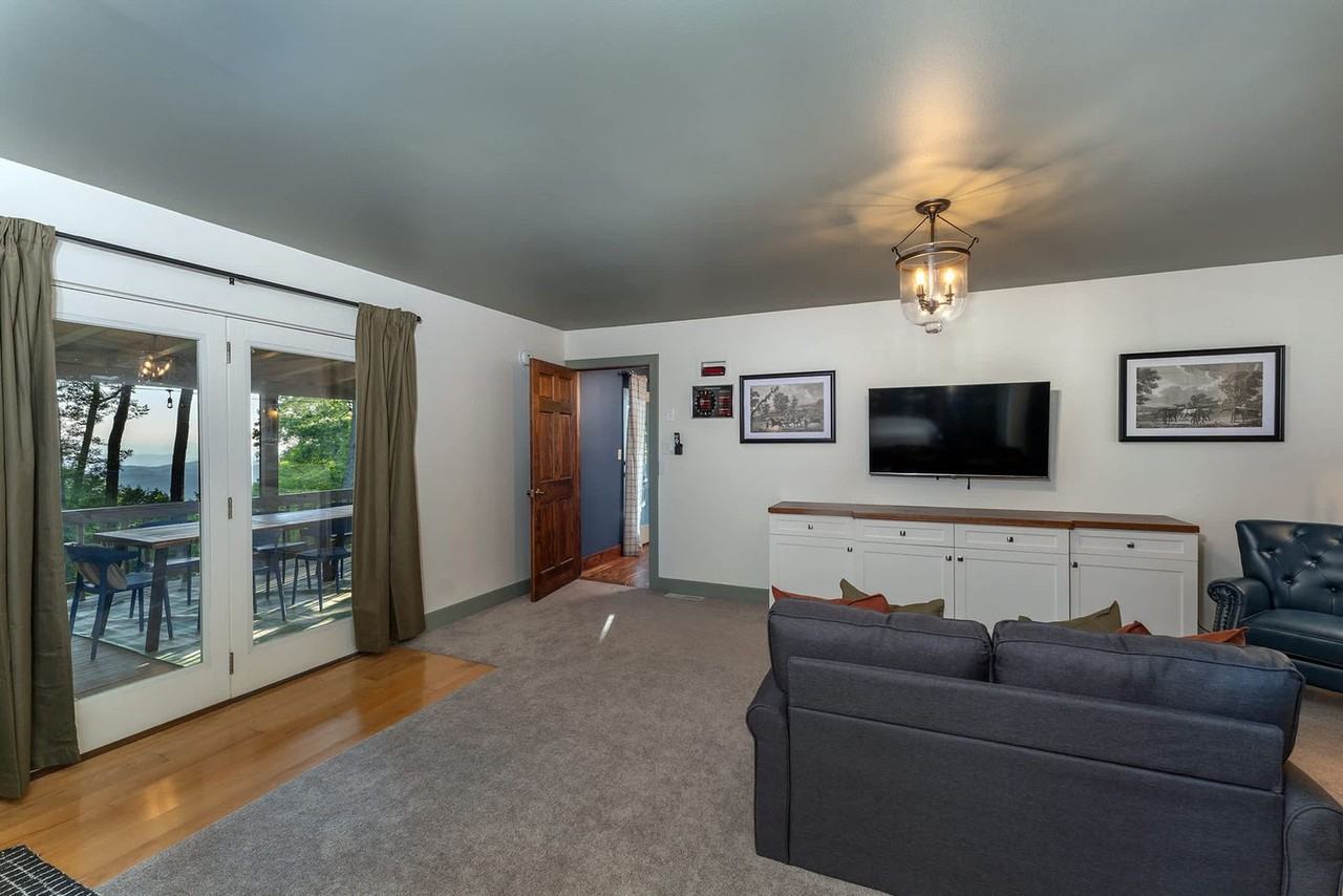 134 Wolfs Head Ct #1256819P - Photo 3 of 50