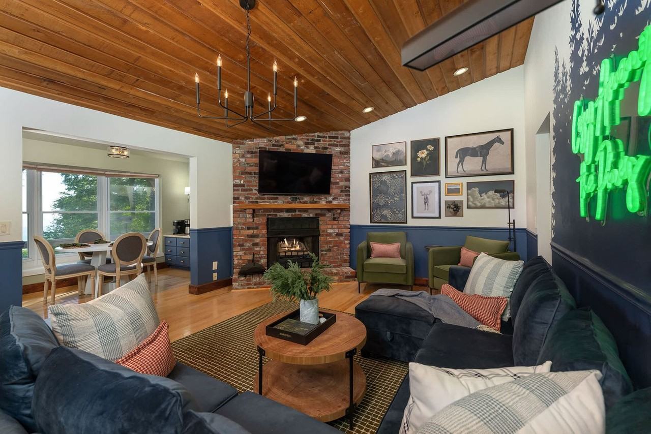 134 Wolfs Head Ct #1256819P - Photo 2 of 50