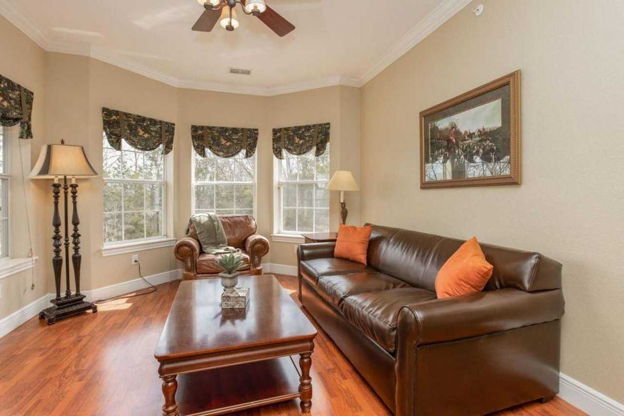 175 Golfview Dr #1267955P - Photo 3 of 25