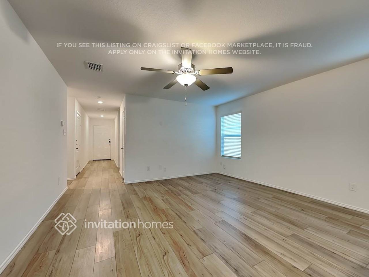 10637 Sewell Cir - Photo 3 of 18