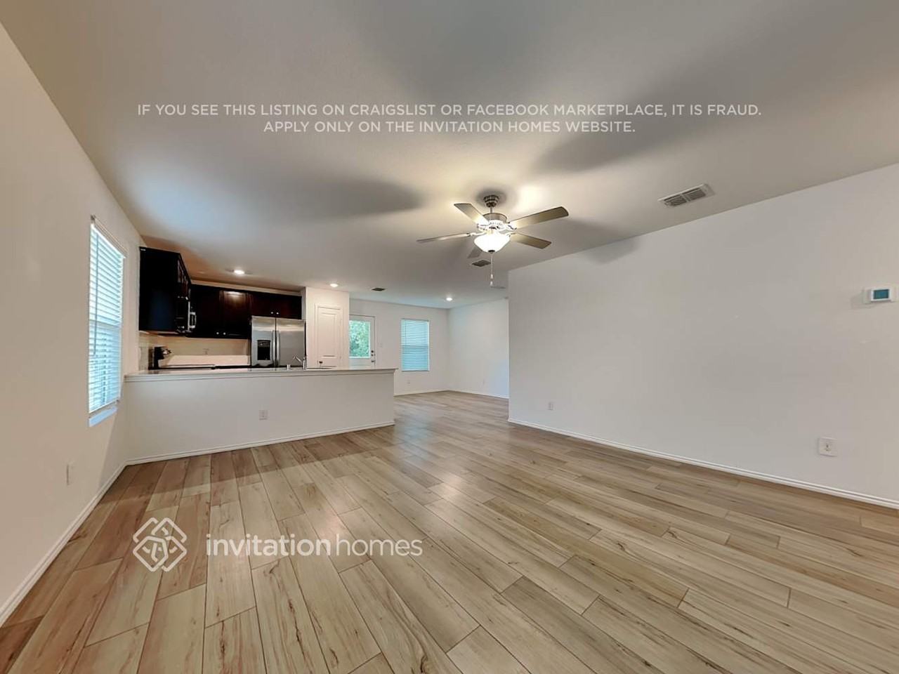 10637 Sewell Cir - Photo 4 of 18