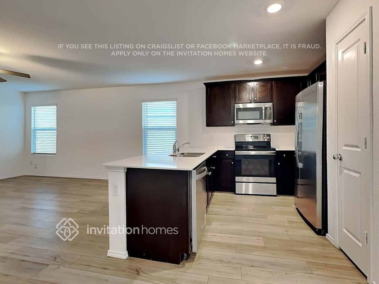 10637 Sewell Cir - Photo 7 of 18