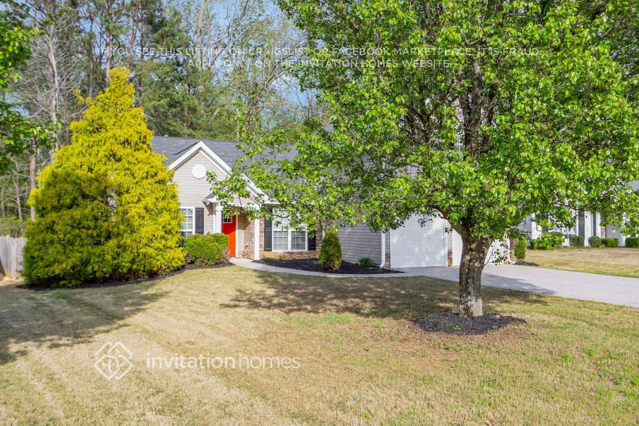 250 Covington Dr - Photo 3 of 28