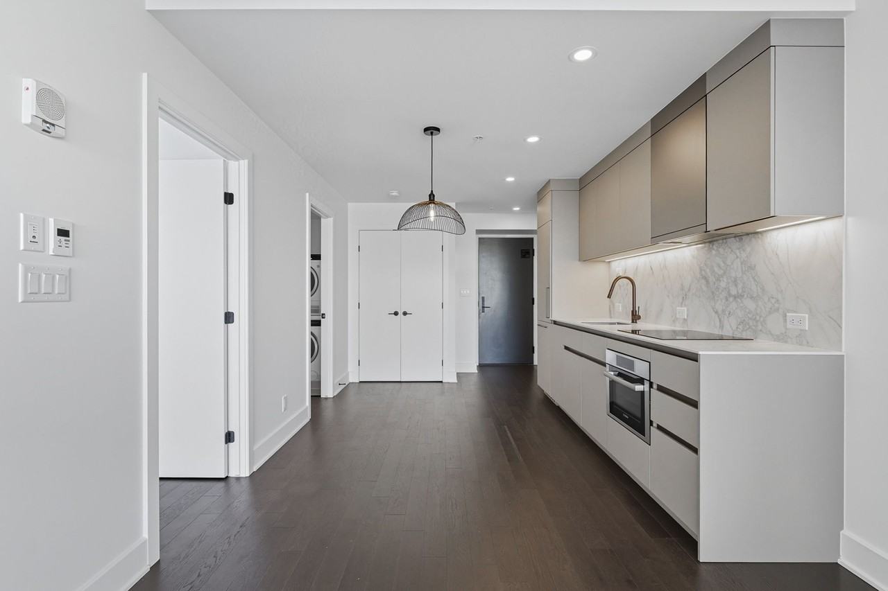 720 Rue Saint-Jacques #3110 - Photo 3 of 28