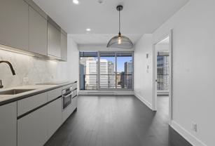 720 Rue Saint-Jacques #3110 - Photo 1 of 1