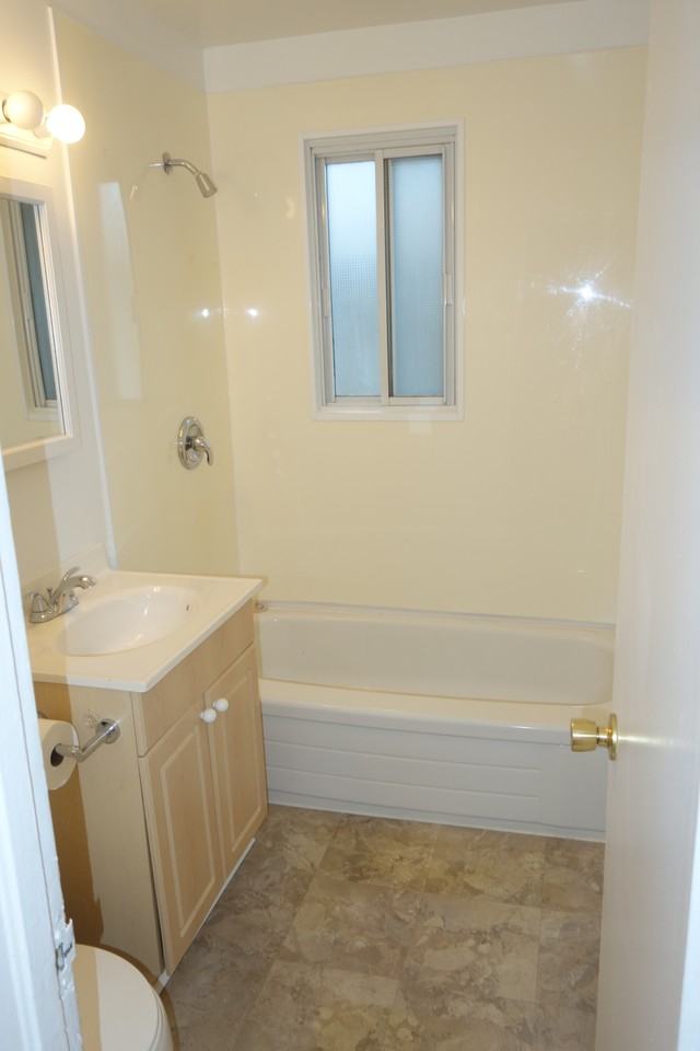 72 Jolliet Ave - Photo 3 of 10