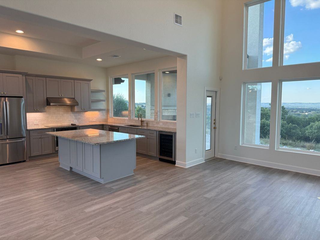 N Scenic Hills Ct - Photo 3 of 9