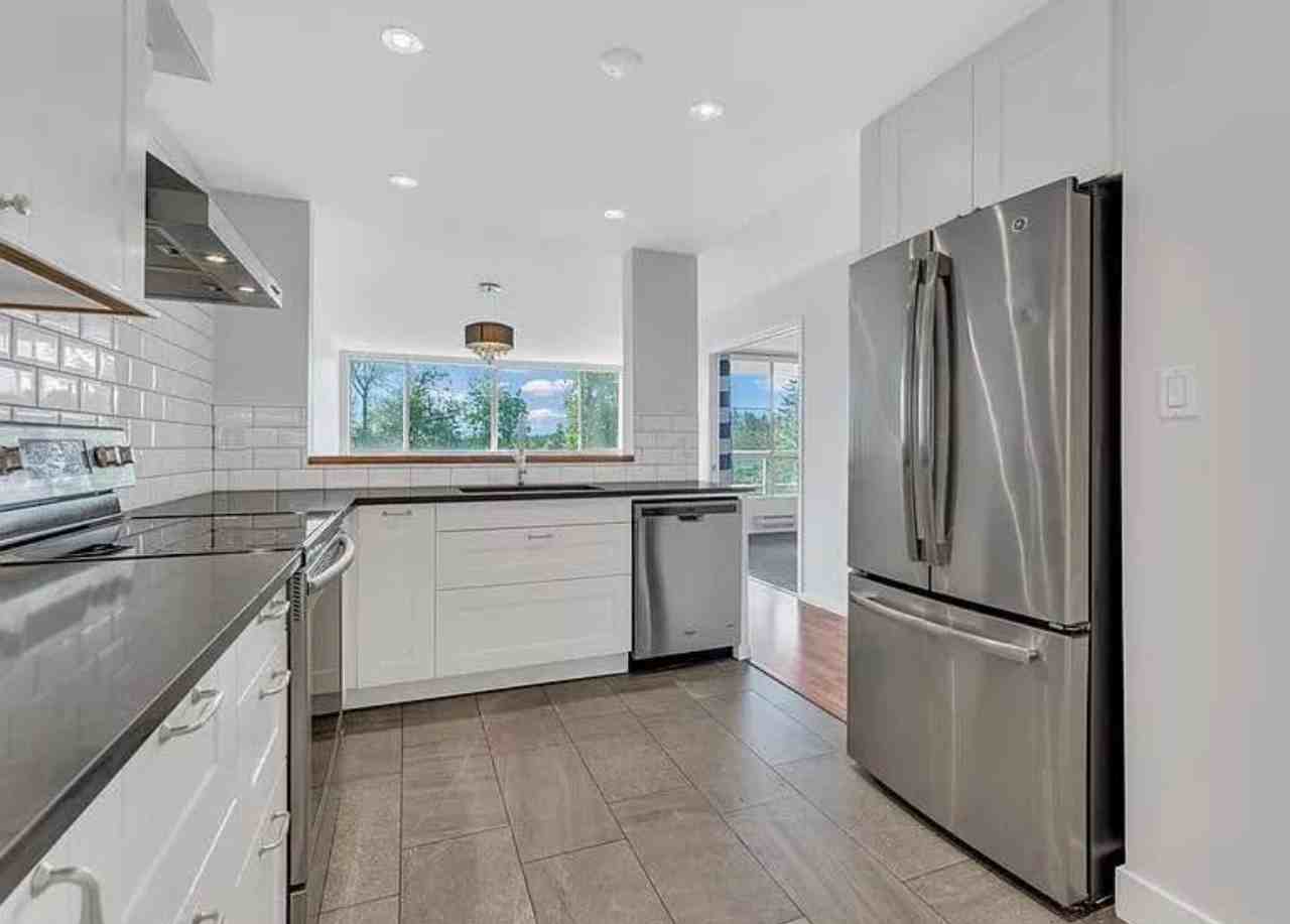 14881 103A Avenue - Photo 2 of 13