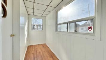 featured image of 3 Deere St