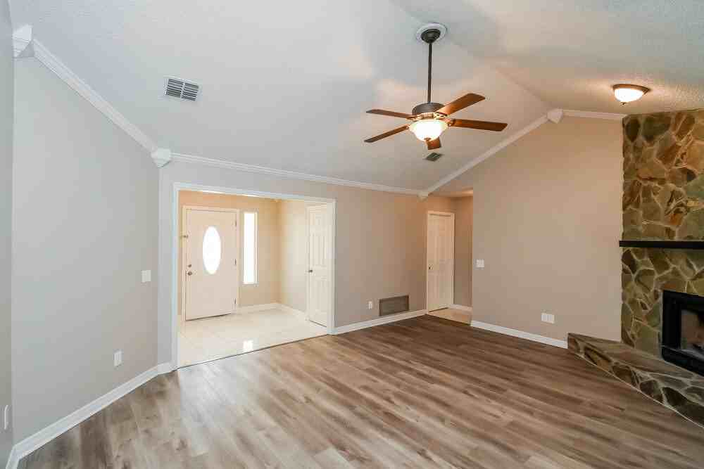 1755 Farm Way - Photo 7 of 16