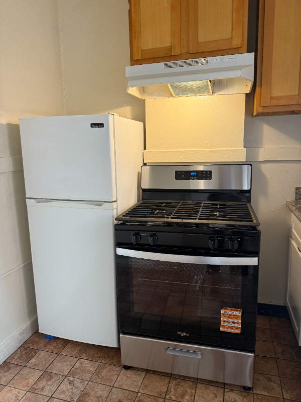 3524 Foothill Blvd #8 - Photo 5 of 6