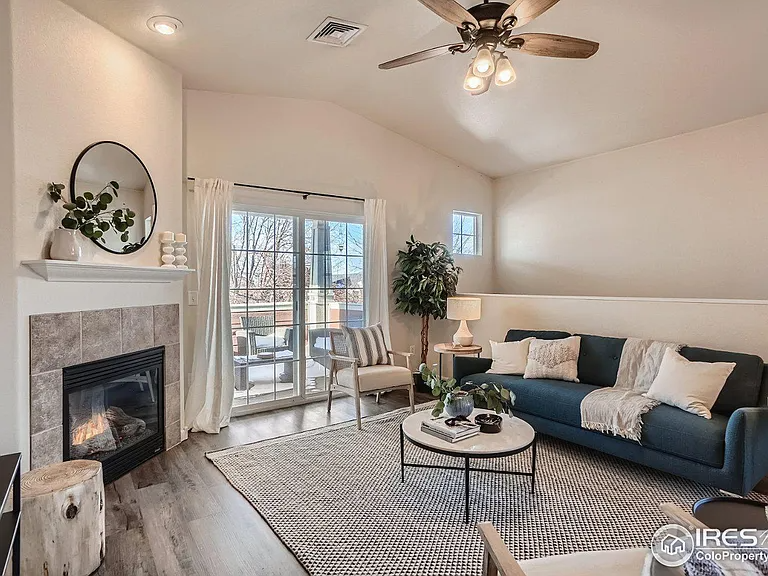 2402 Owens Ave #203 - Photo 3 of 16