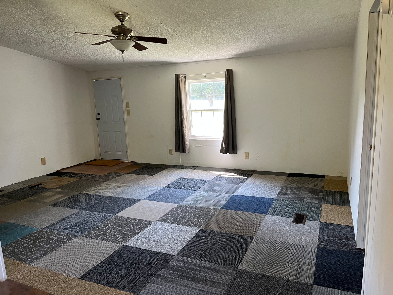 9590 Sw Mcadoo Rd - Photo 3 of 24