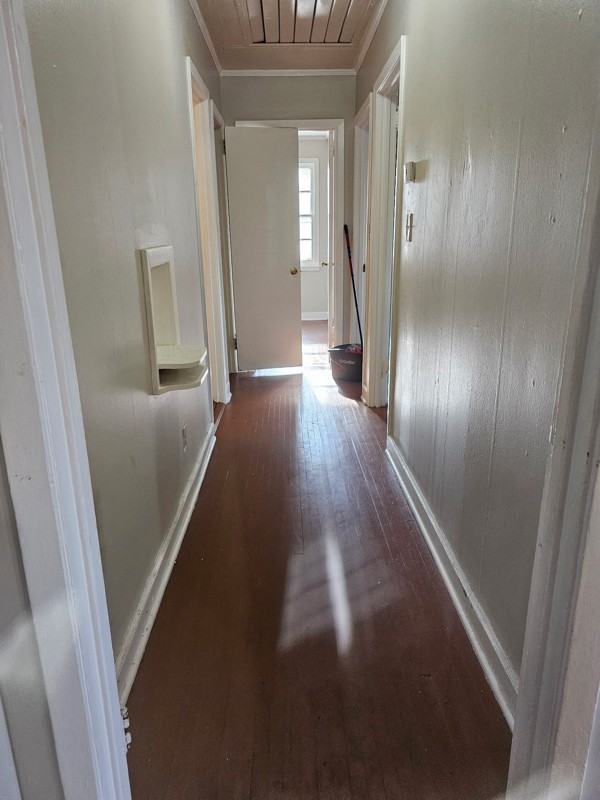 2128 Yarbrough St - Photo 5 of 17