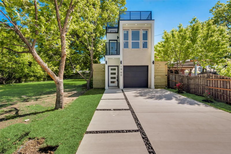 1960 Toronto St - Photo 3 of 33