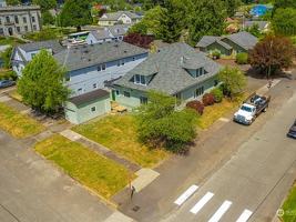 featured image of 403 N 3rd St #10