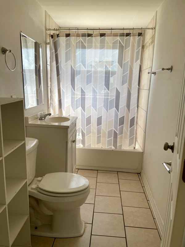 102 Short St - Photo 3 of 7