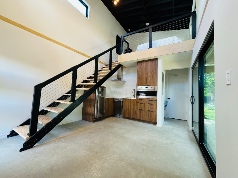 2212 Henderson Dr - Photo 2 of 15