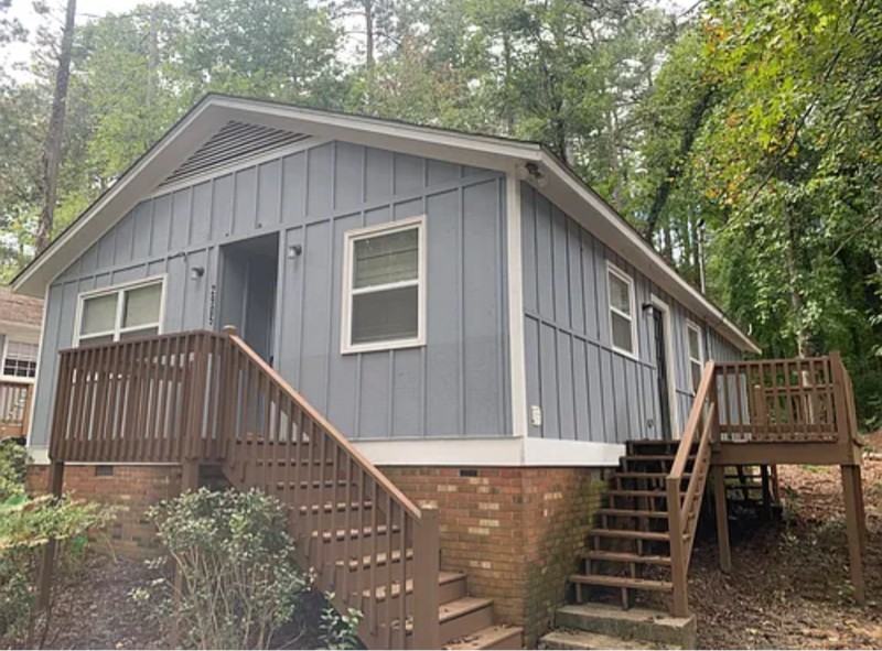 2905 Shaftsbury St - Photo 2 of 31