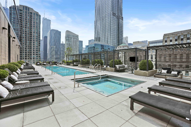 227 West Hubbard Street - Photo 7 of 11