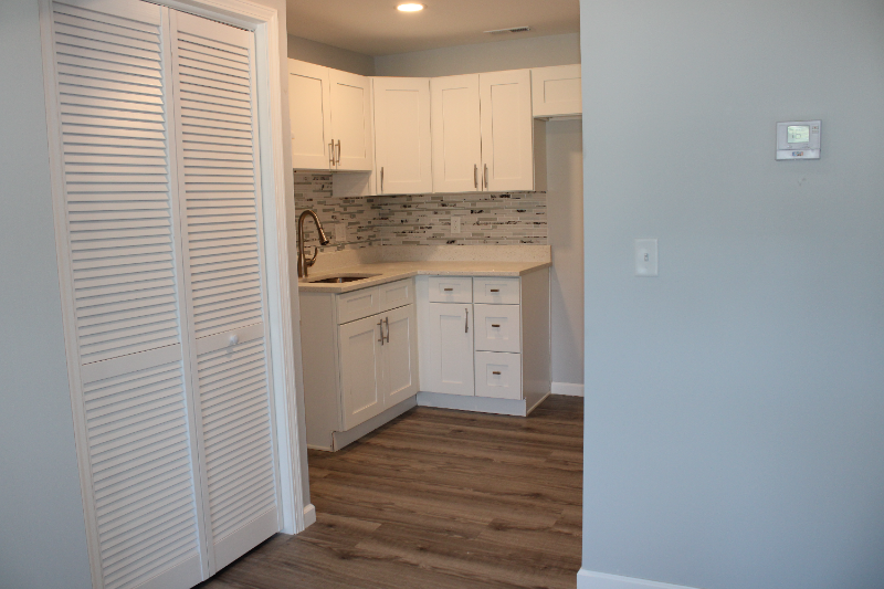 1613 S Green River Rd #1615 - Photo 7 of 8