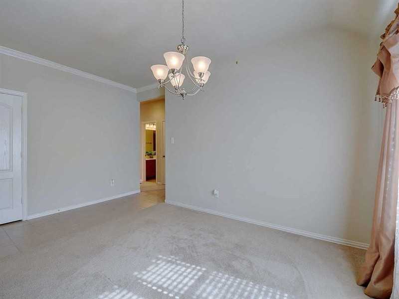 9824 Mcfarring Dr - Photo 2 of 30