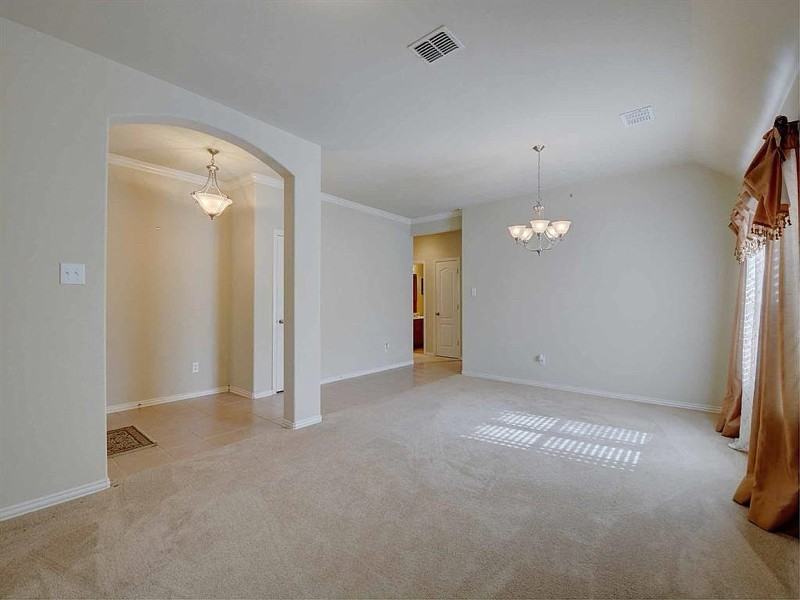 9824 Mcfarring Dr - Photo 3 of 30