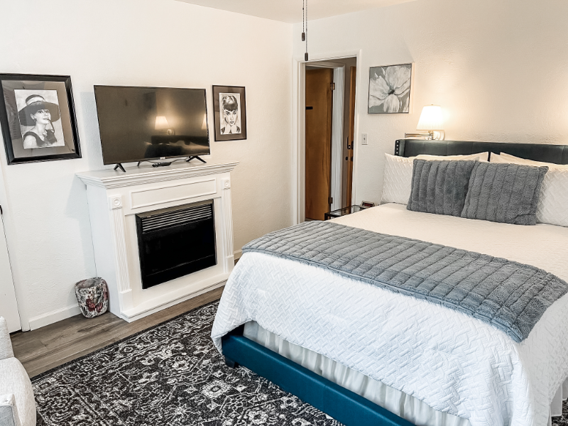 1042 Easum Dr - Photo 5 of 16