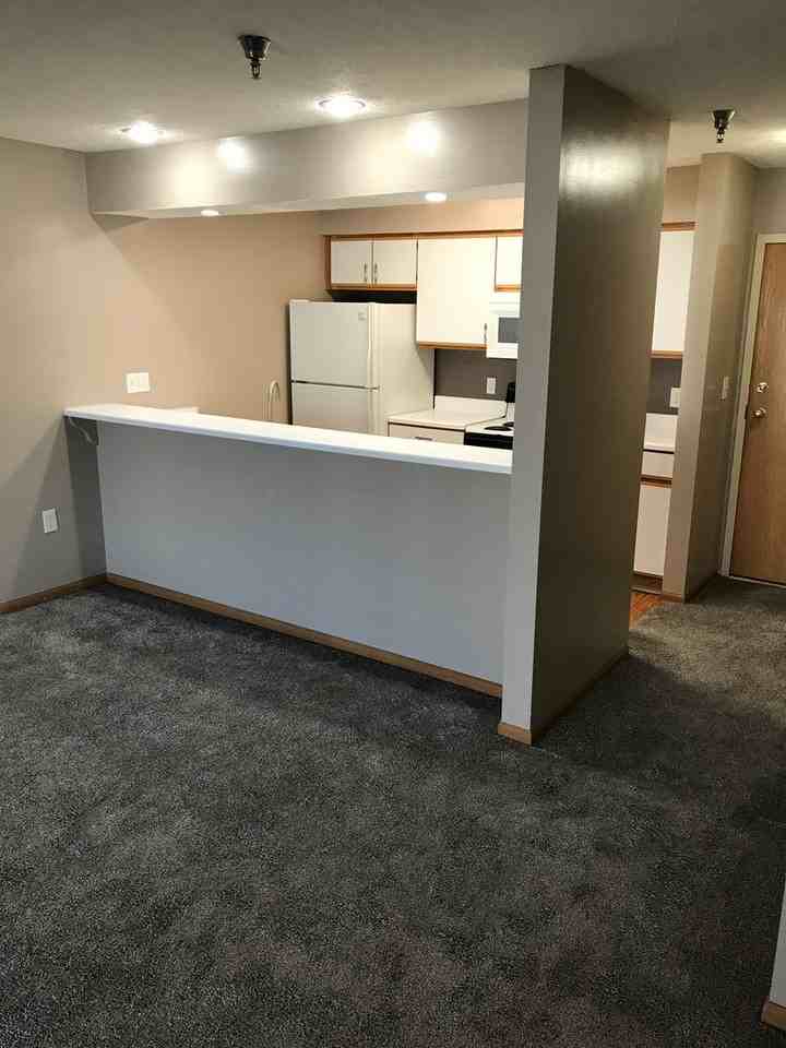 Deer Park Apartments - Photo 5 of 50