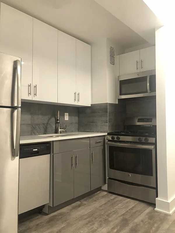 41-40 Denman Street #4E - Photo 3 of 4