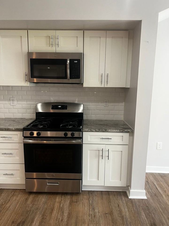 1516 Marion Barry Ave SE - Photo 7 of 30