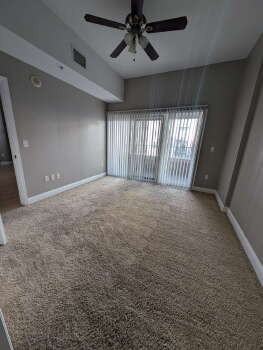 1950 N Logan St #914 - Photo 7 of 12