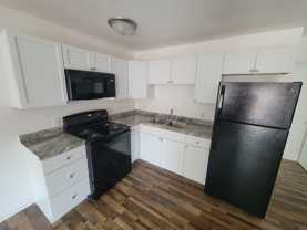 425 10th St N #5 - Photo 1 of 1