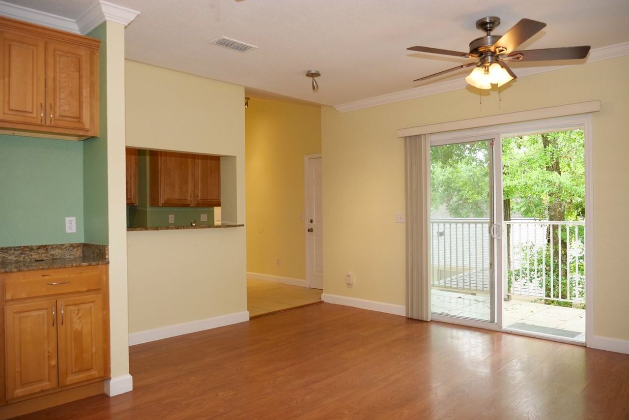 419 Fern Creek Avenue - Photo 6 of 23