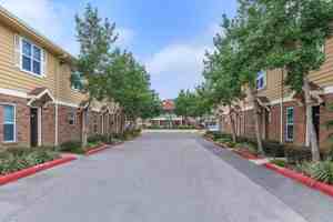 featured image of 1521 Sherwood Forest St