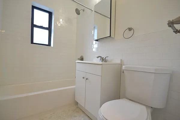 150-16 72nd Road #3H - Photo 5 of 16