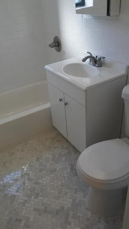 150-16 72nd Road #3H - Photo 6 of 16