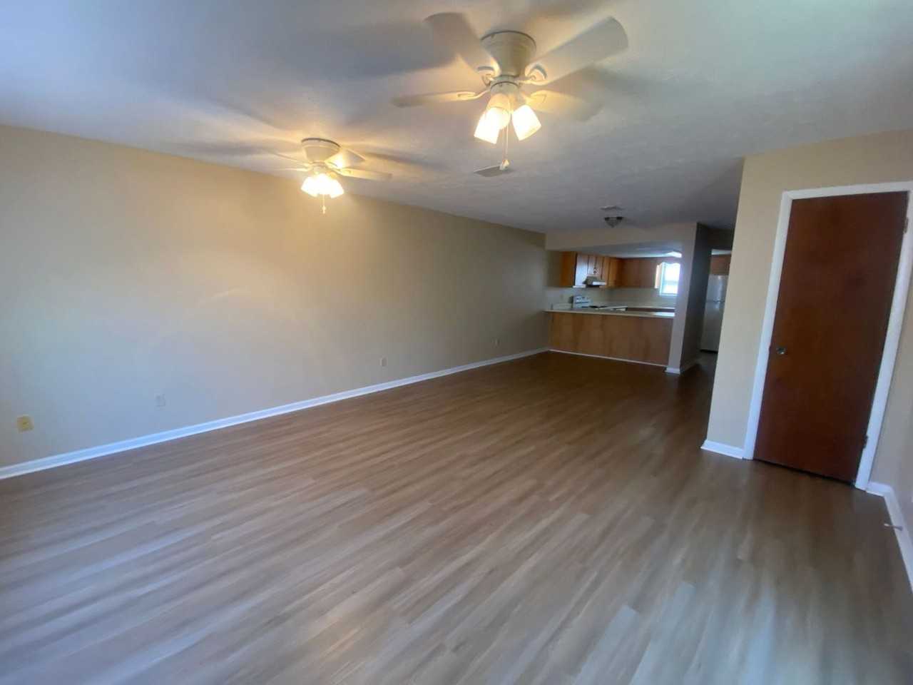 349 Mercedes Avenue - Photo 2 of 10