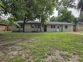 featured image of 3435 Kenwood Dr