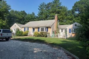 featured image of 766 Putnam Avenue