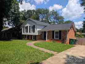 5713 Barrington Dr - Photo 1 of 1