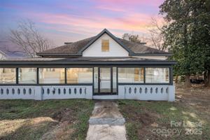 featured image of 1201 S Lafayette St