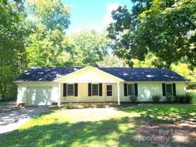 2025 Hart Rd - Photo 1 of 1